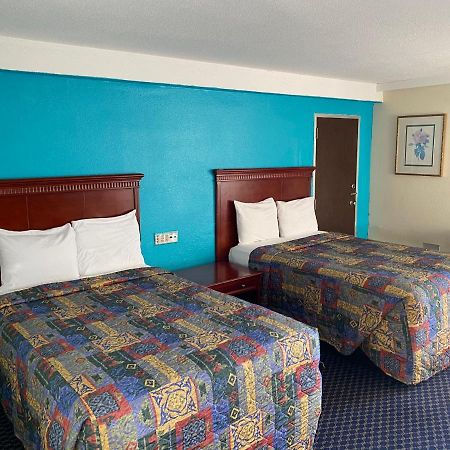 Travel Inn פטרסבורג מראה חיצוני תמונה