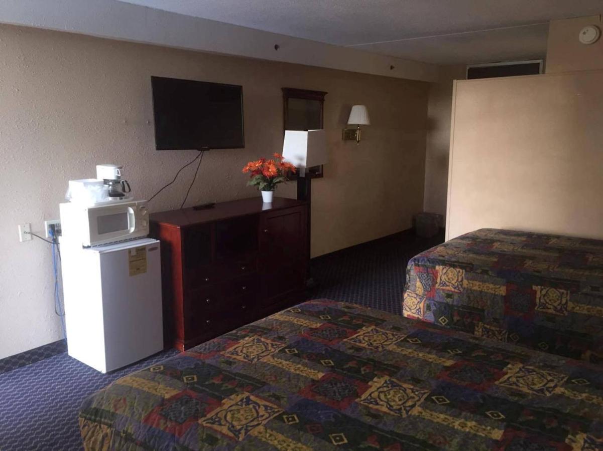 Travel Inn פטרסבורג מראה חיצוני תמונה