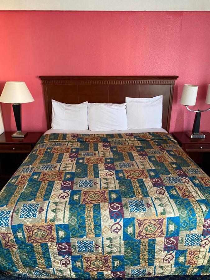 Travel Inn פטרסבורג מראה חיצוני תמונה