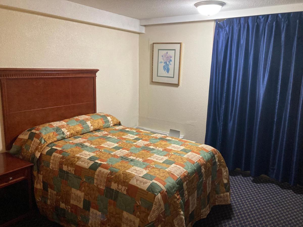 Travel Inn פטרסבורג מראה חיצוני תמונה