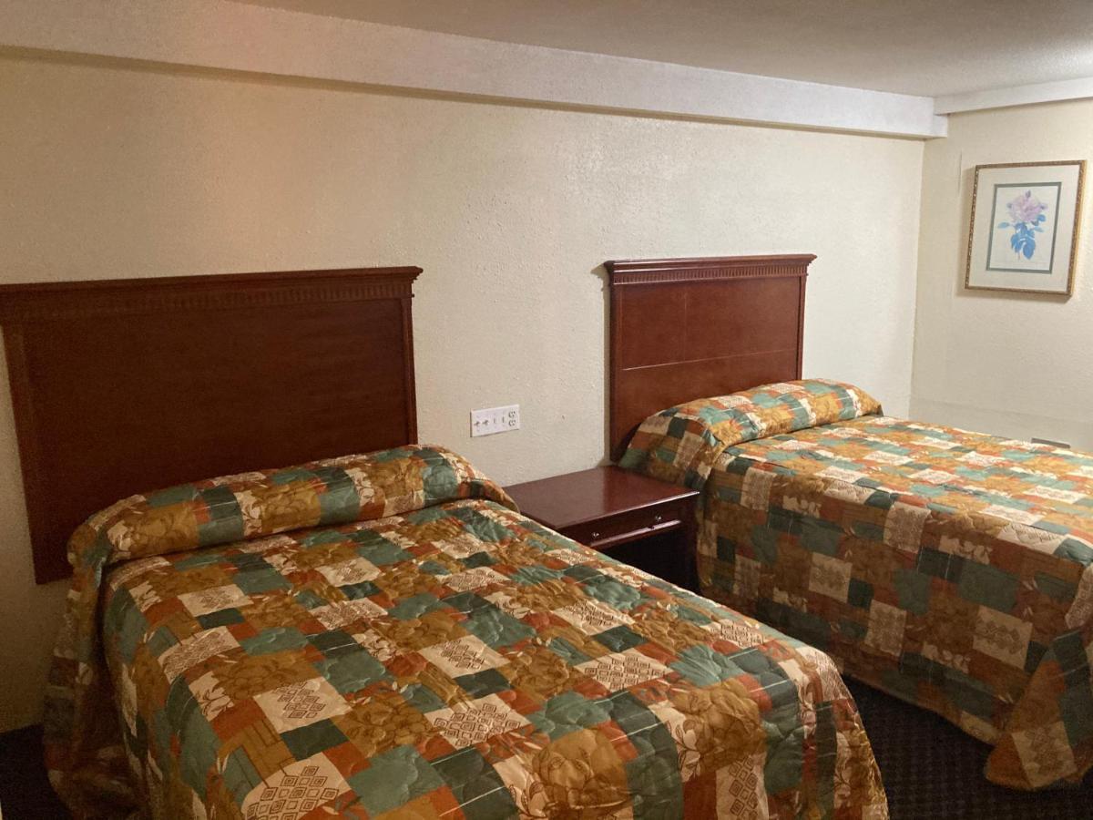 Travel Inn פטרסבורג מראה חיצוני תמונה