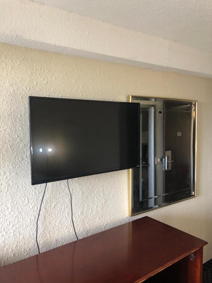 Travel Inn פטרסבורג מראה חיצוני תמונה