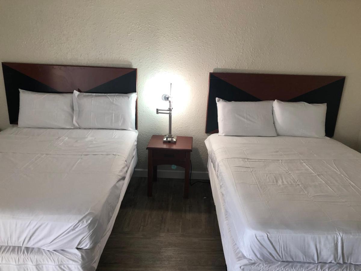 Travel Inn פטרסבורג מראה חיצוני תמונה