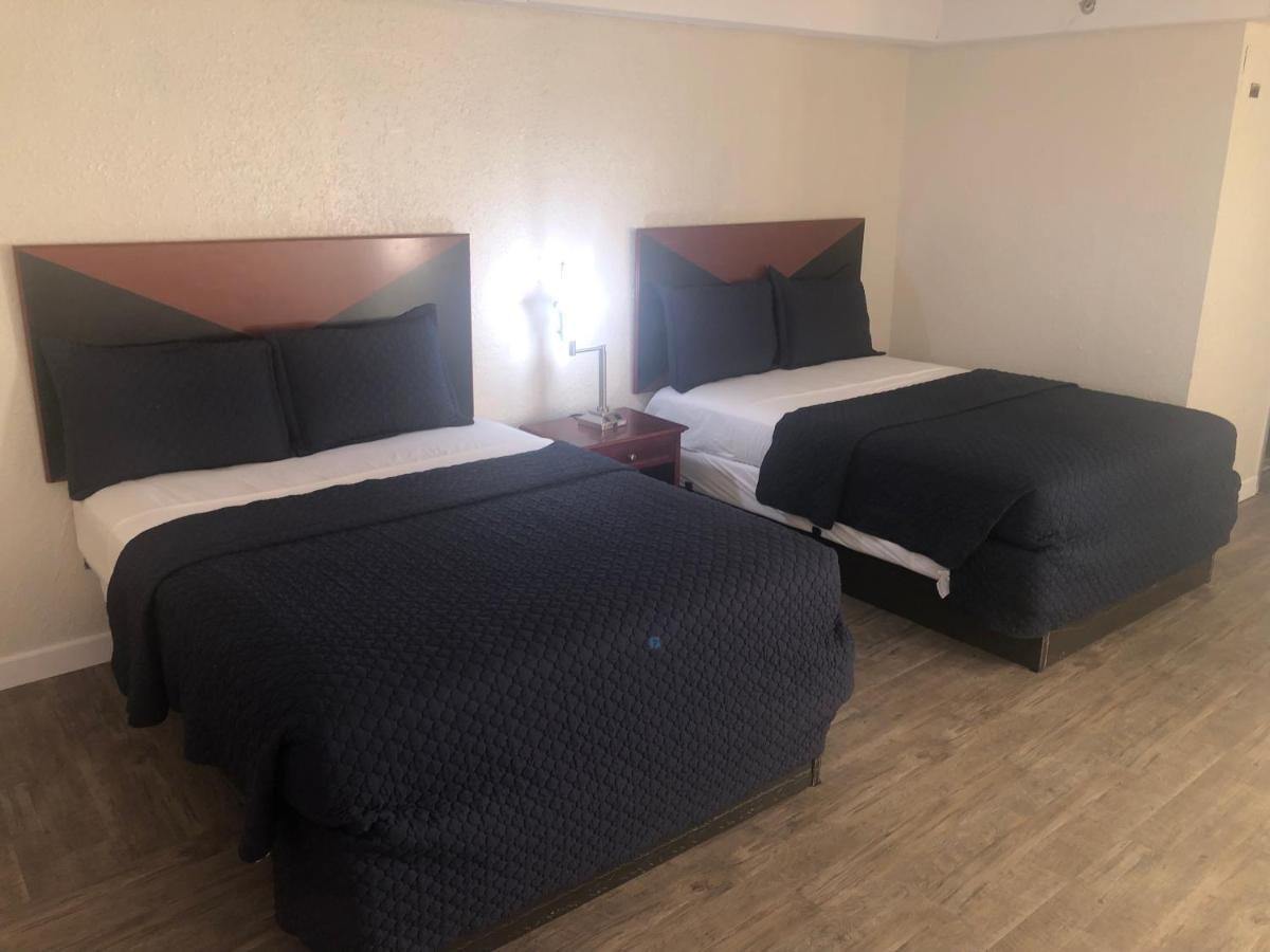 Travel Inn פטרסבורג מראה חיצוני תמונה