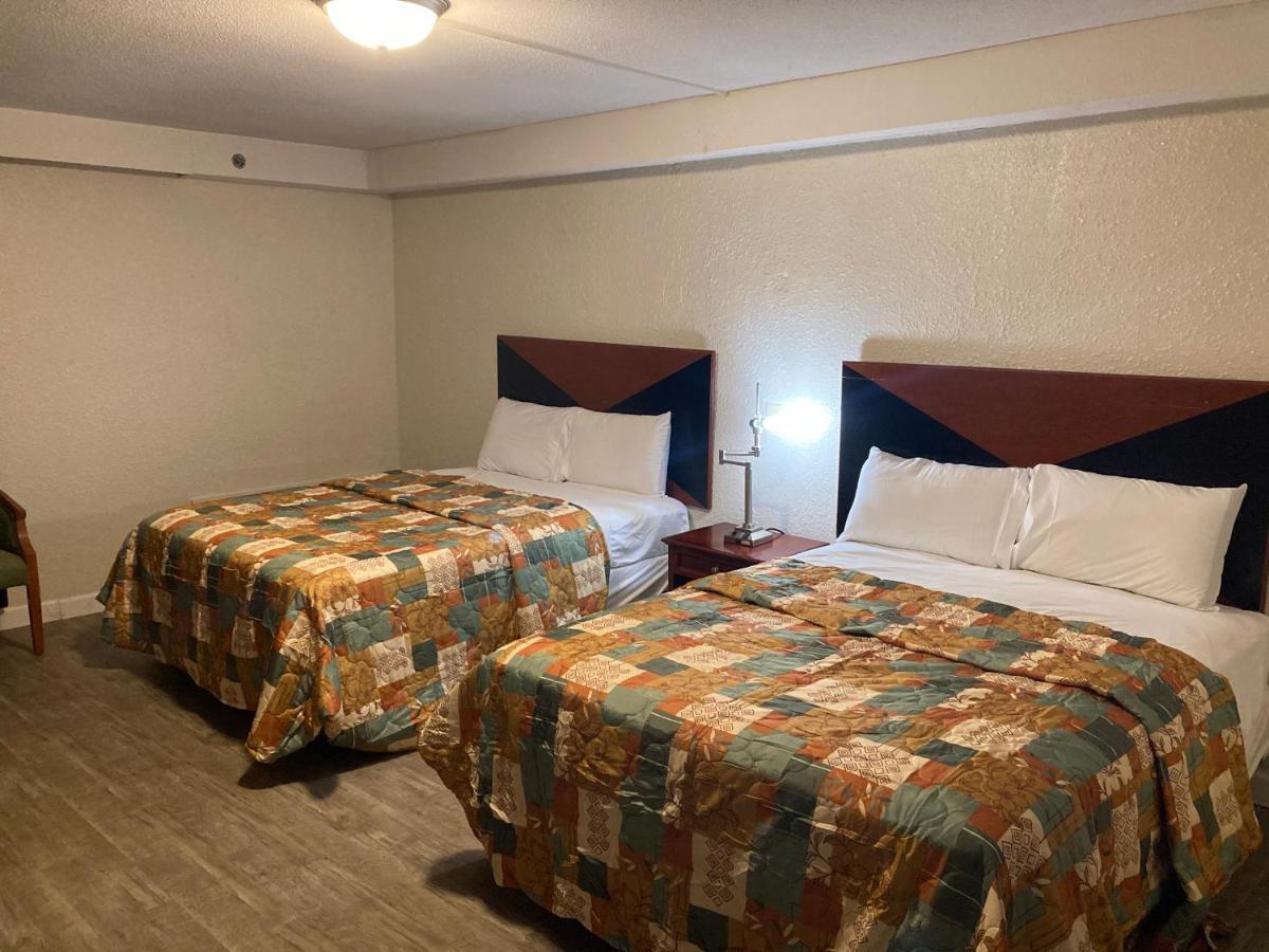 Travel Inn פטרסבורג מראה חיצוני תמונה