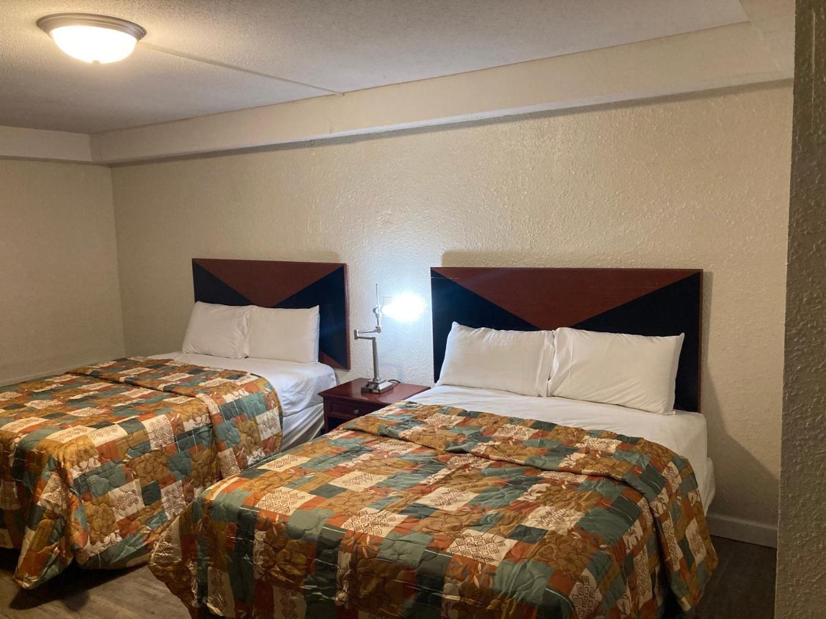 Travel Inn פטרסבורג מראה חיצוני תמונה