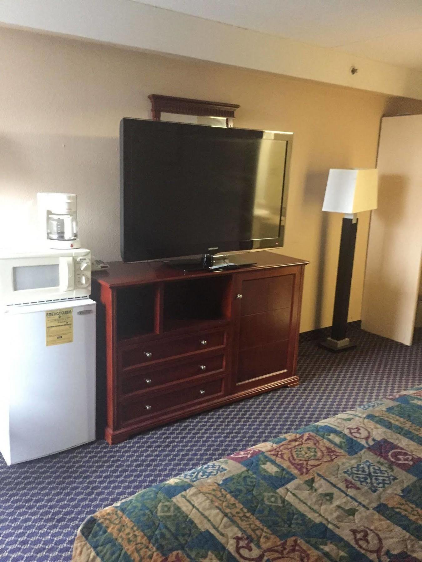 Travel Inn פטרסבורג מראה חיצוני תמונה